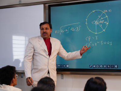 smart classrooms in Hyderabad colleges with digital boards and interactive learning